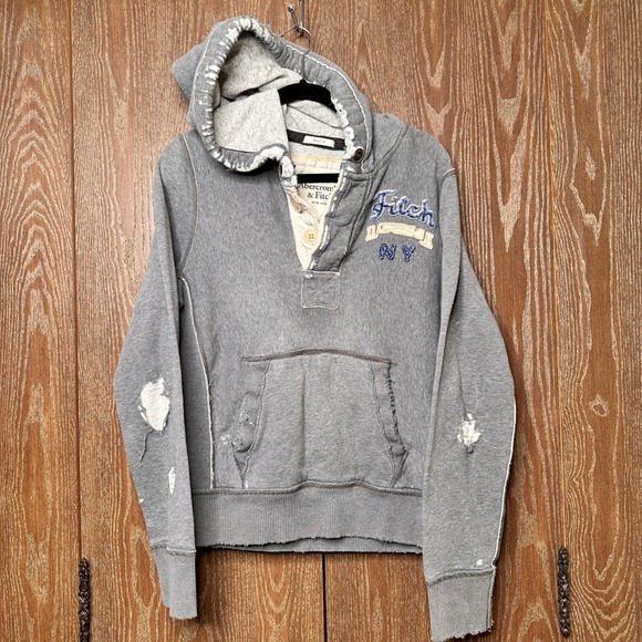 Abercrombie & Fitch Other - Rare Y2K Bella Swan Abercrombie Preppy Pullover Sweater Distressed Women's Small